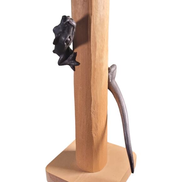 Rustic Cast Iron Komodo Dragon Statue — Lodgecore Cabin Decor Statement Piece - Picture 4 of 11